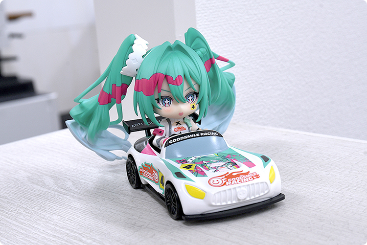 ねんどろいど レーシングミク 2025Ver.｜グッドスマイル